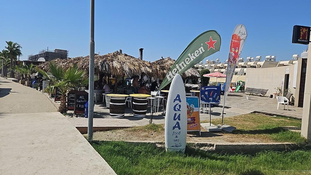Julie'S Beach House Вороклини Екстериор снимка