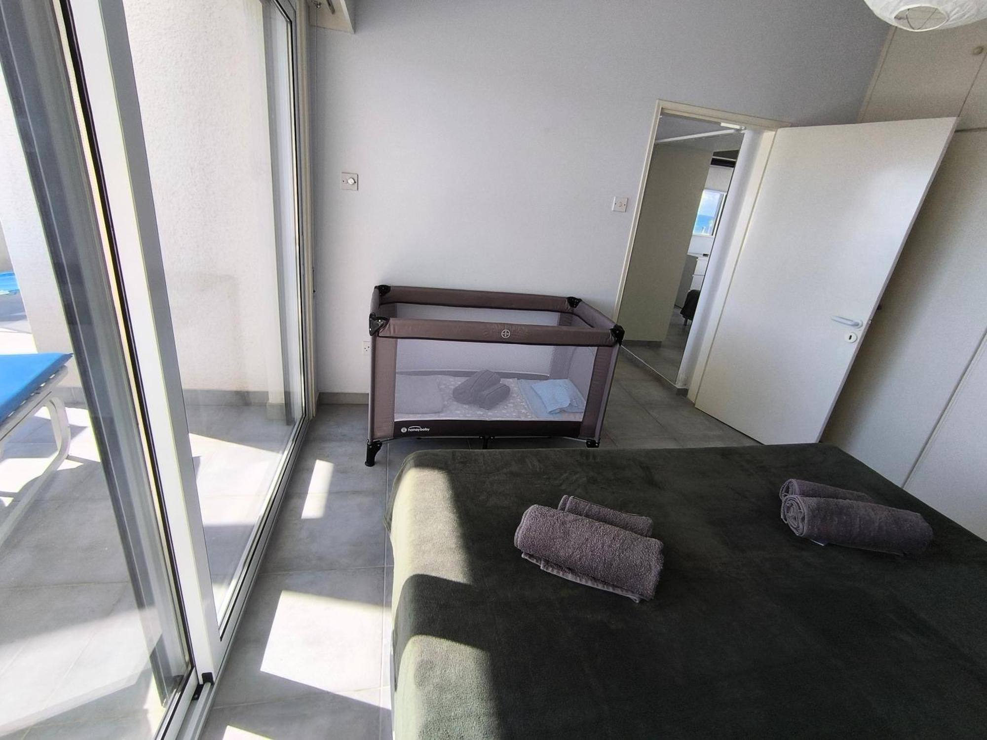 Julie'S Beach House Вороклини Екстериор снимка
